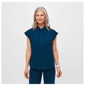 FIGS Rafaela Scrub Top